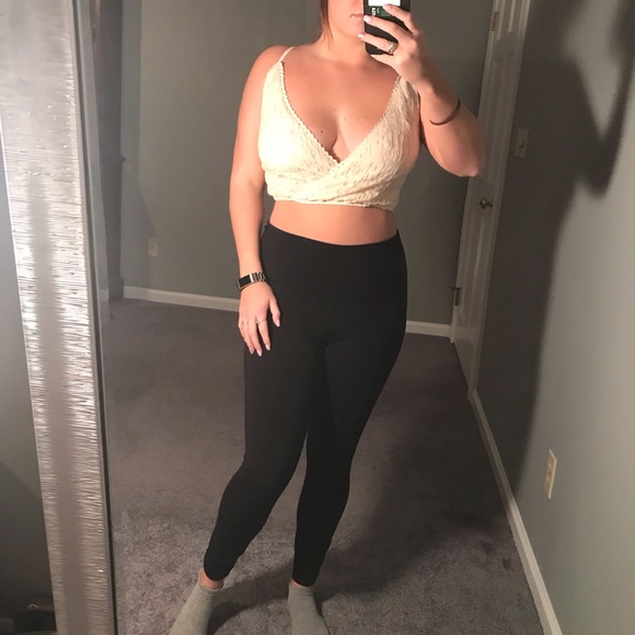 Tops - Crop Top NWT